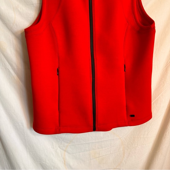Tommy Hilfiger Red Zipper Vest - Picture 11 of 11